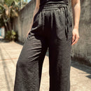 [Leve 4, Pague Só 2!] Calça Elora Feminina em Viscose Texturizada e Poliéster de Cintura Alta (Sua Nova Peça Favorita!)